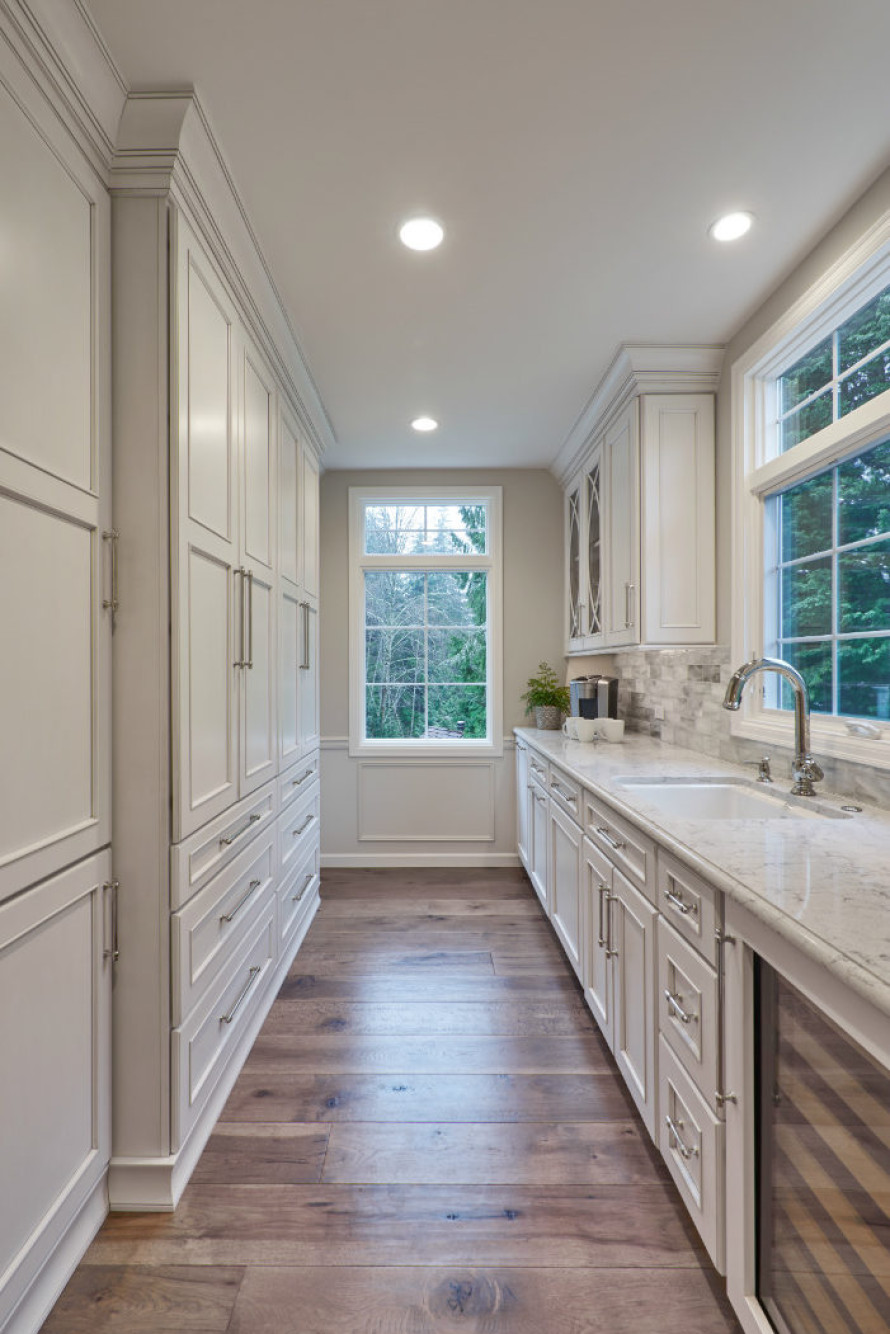 butlers-pantry-galley-kitchen-redmond-wa