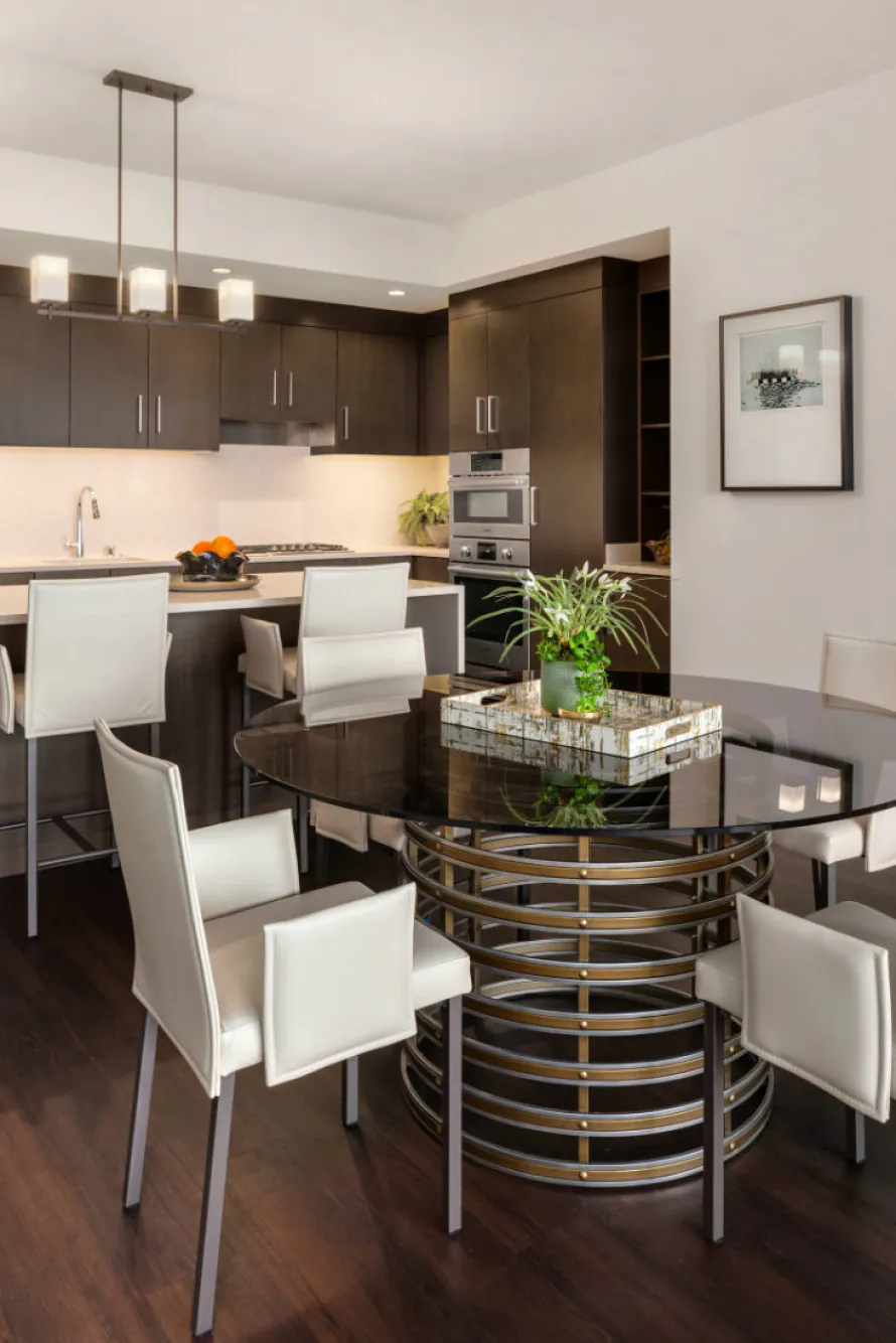 michelle-yorke-interior-design-glass-dining-table-bellevue-wa