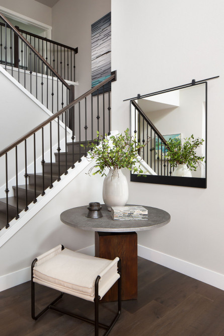 michelle-yorke-foyer-table-staircase-interior-design