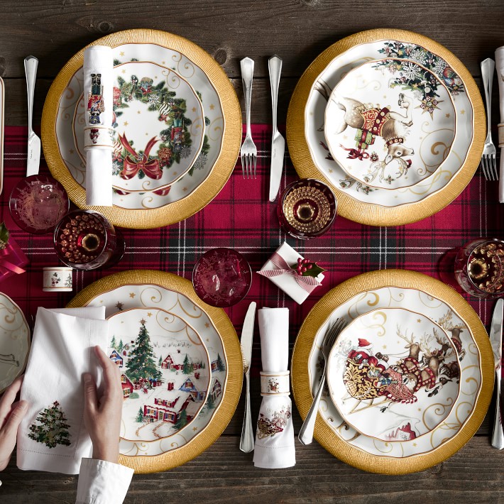 Holiday Table Setting and Festive Gift Wrapping