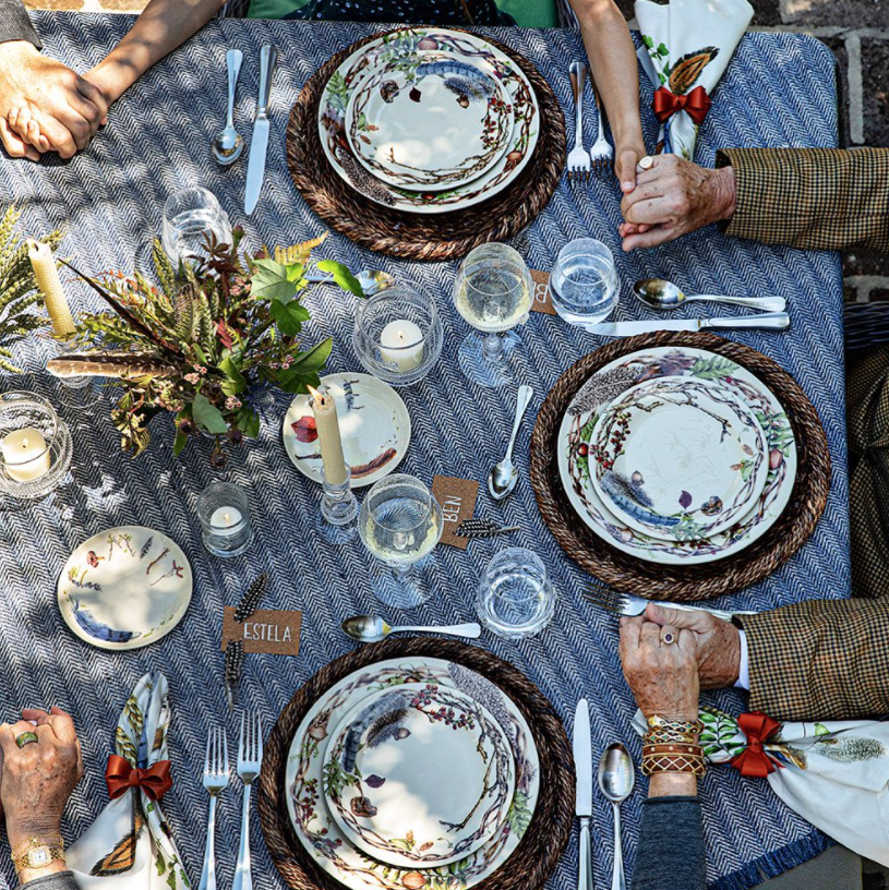 Set the (table) scene for Thanksgiving