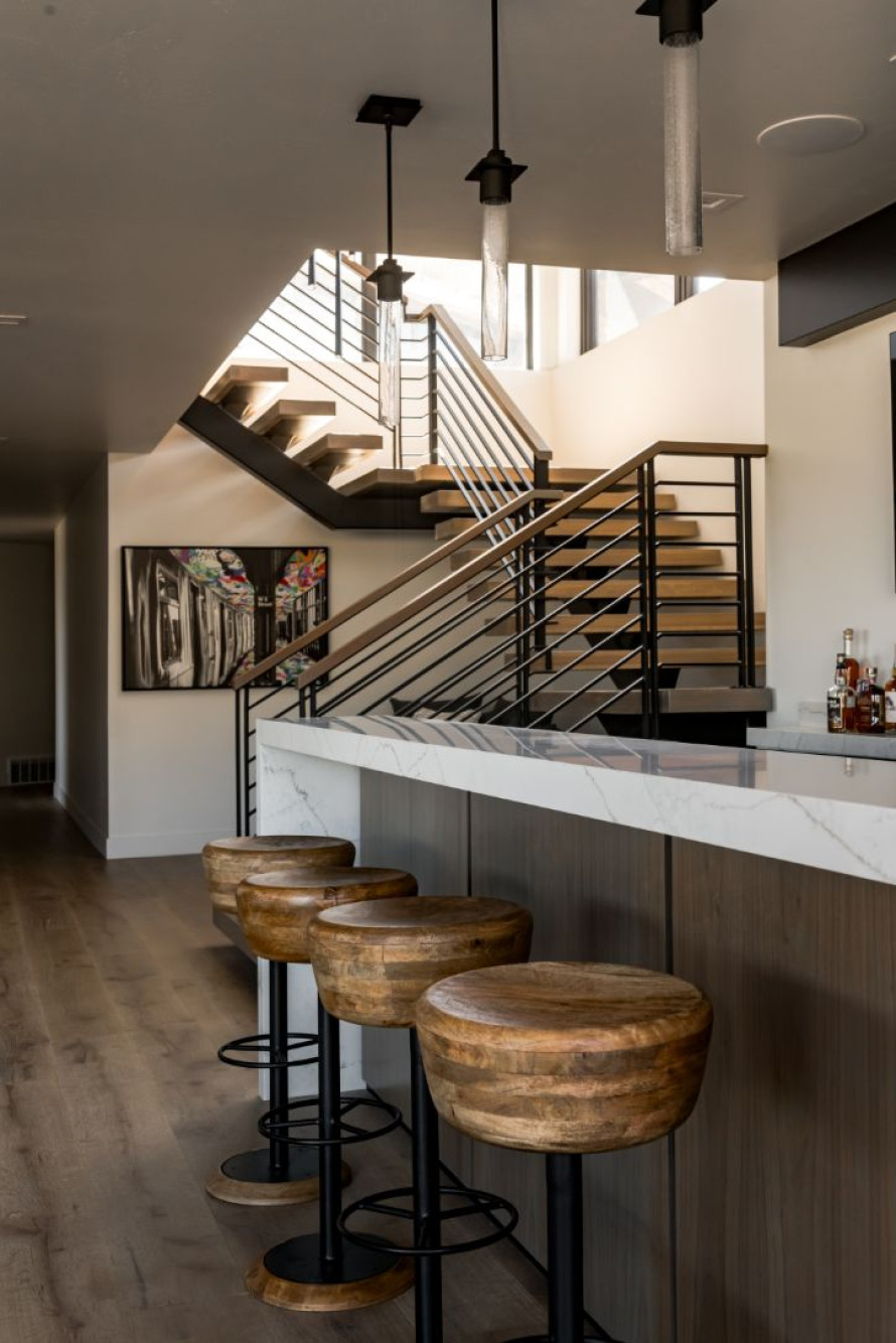 33-leather-stools-michelle-yorke