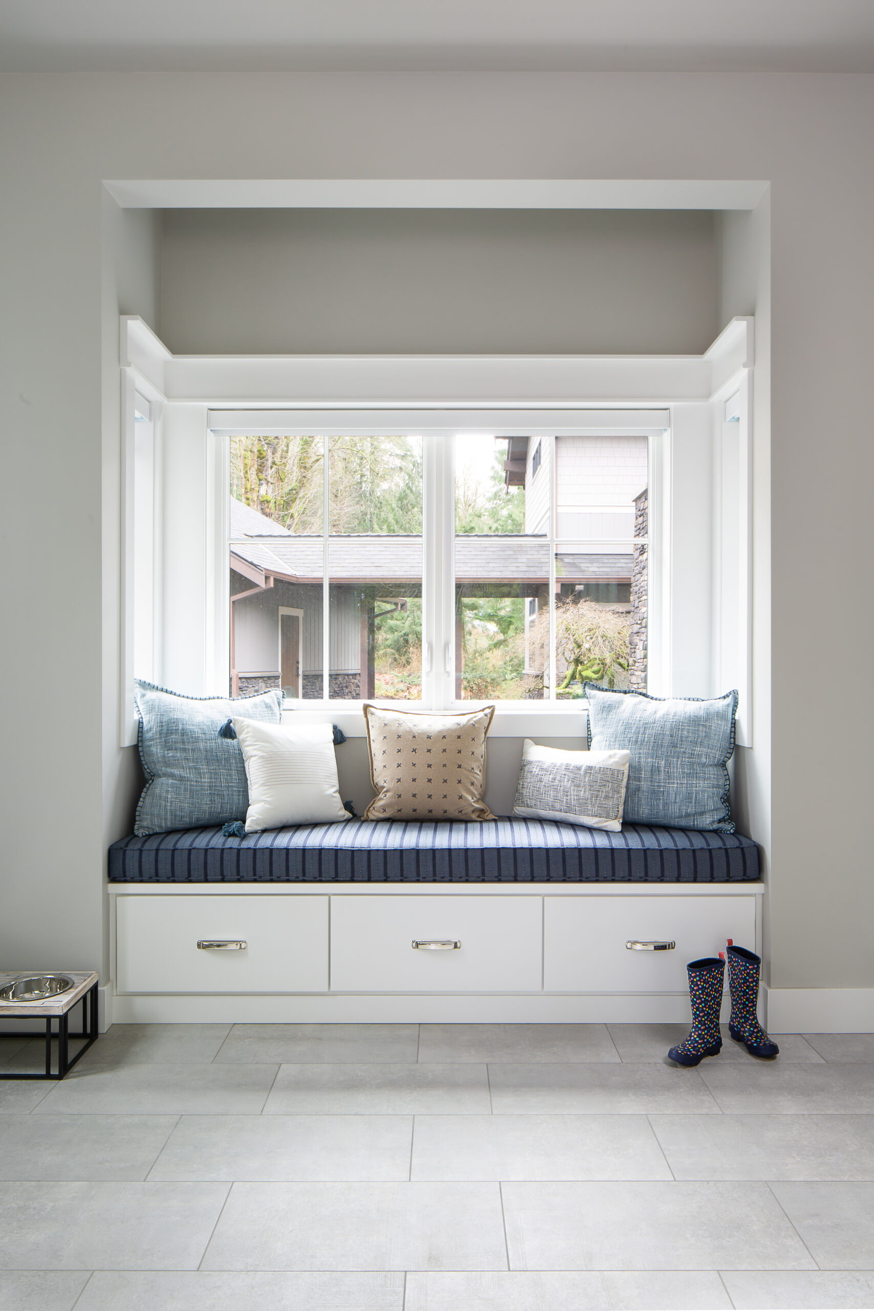 Shades of White: 6 reasons why not all white paint colors are the same!