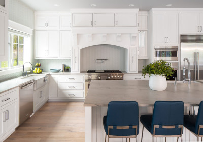 Luxury Materials, Bespoke Design, and Architectural Detail: Why These Choices Transform a Home (and How They Work for Real Life)