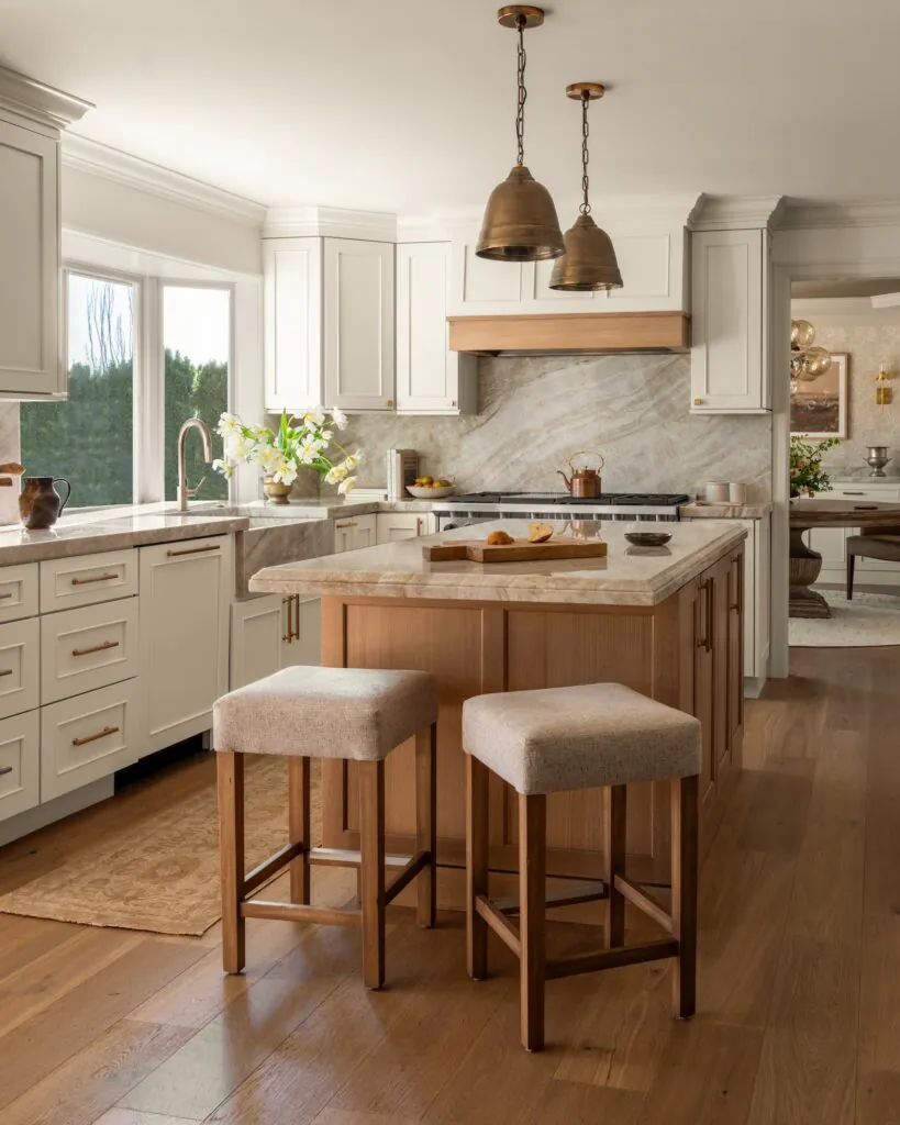 kitchen stools end of kitchen island